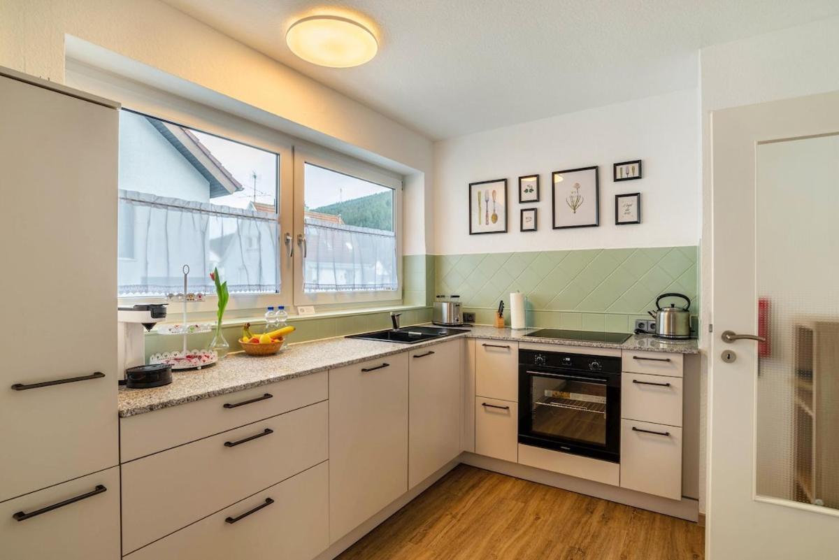 Ferienwohnung Am Enzufer Mit Balkon In Bad Wildbad Im Schwarzwald Kültér fotó
